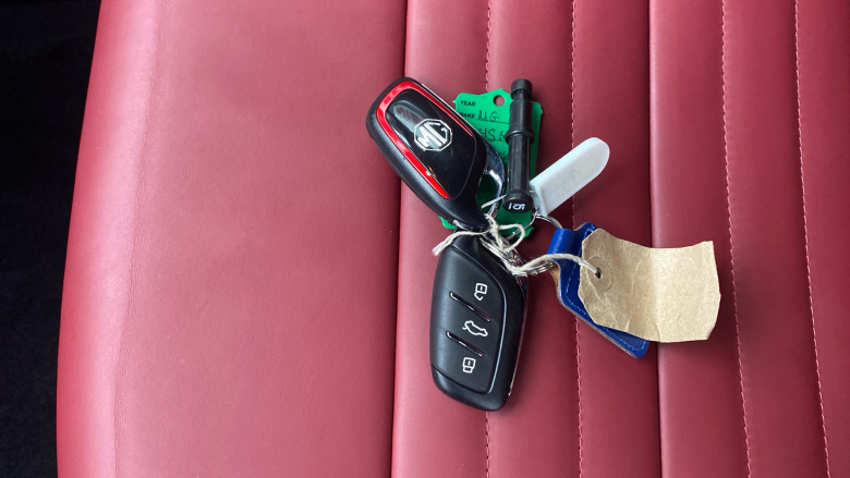 MG HS 1.5 T-GDI Trophy 5dr DCT Petrol Hatchback